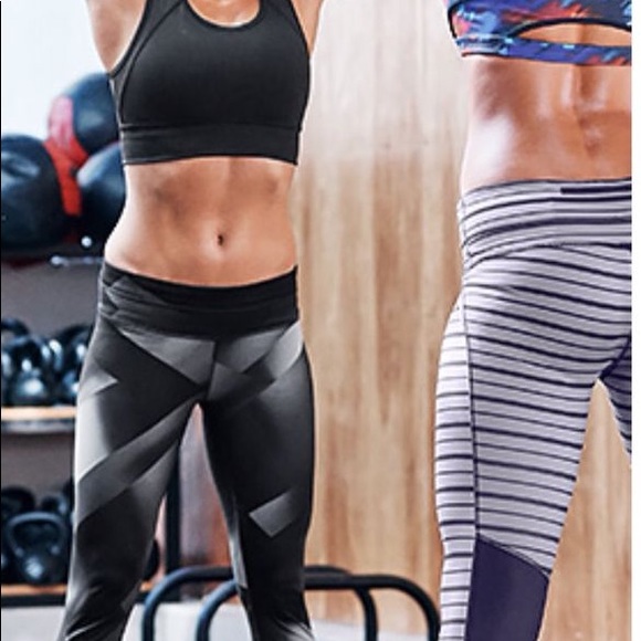 Athleta Pants - Athleta sonar tight running Crossfit legging XS